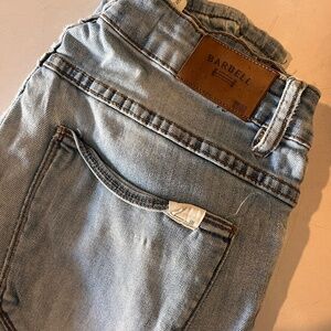 Men’s barbell distressed jeans size 30